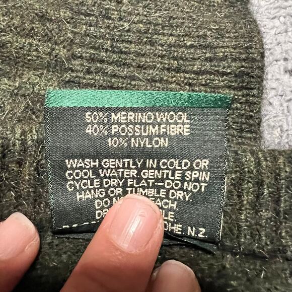 Lothlorian Sweater Mens Large Green Merino Wool Possum New Zealand - Picture 6 of 7